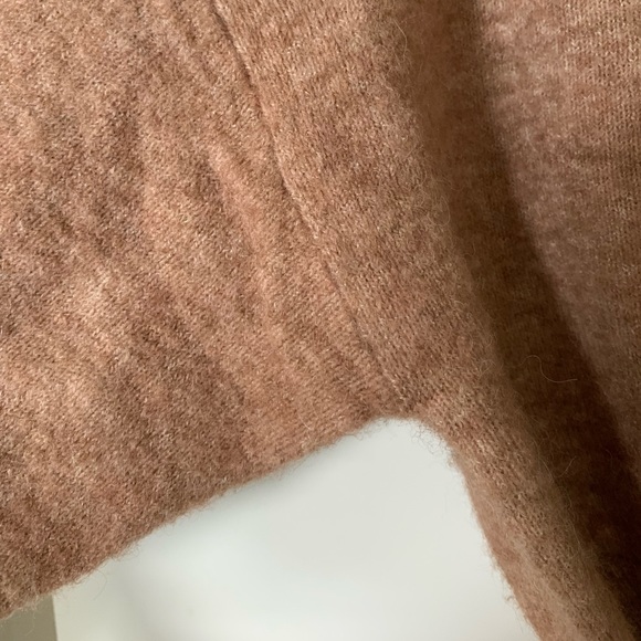 Aritzia Wilfred Lorin Sweater - Picture 5 of 7
